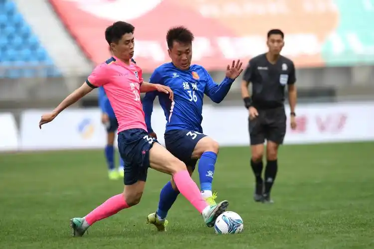 欧冠对决：曼城 VS 皇家马德里